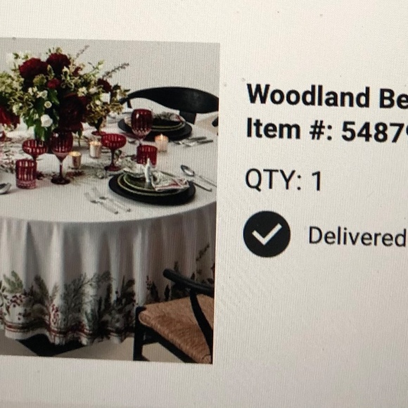 Holiday Table Linens - Picture 2 of 3